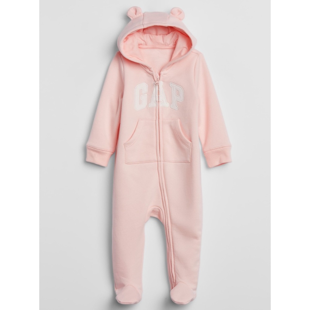 Baby GAP Pink Fleece Footed Hooded Zipper Winter One-Piece. 6-12 months.